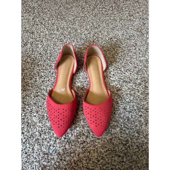 Madden Girl Coral Laser Cut Pointed Toe Flats Size 8.5 - Picture 6 of 6